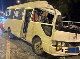 Один человек погиб при столкновении автобуса и автокрана в Анапе