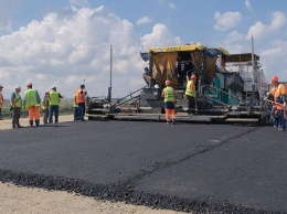Первые метры асфальта: на Кубани начали строить скоростную трассу к Крымскому мосту
