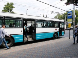 Росстат назвал долю россиян, пользующихся общественным транспортом