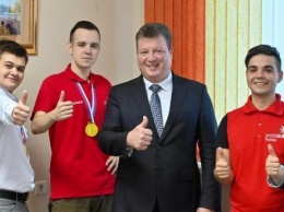 В Калуге наградили участников чемпионата "Молодые профессионалы"