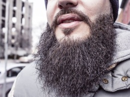 Захватчики Афганистана запретили брить бороды и усы мужчинам