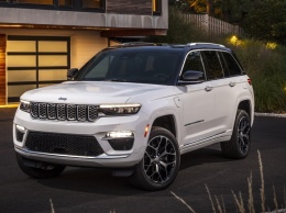 Пятиместный Jeep Grand Cherokee официально сменил поколение