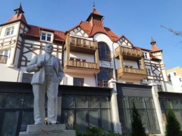 Власти Зеленоградска намерены перенести памятник Ленину
