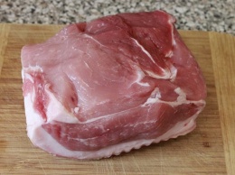 На саратовский мясокомбинат завезли белгородскую свинину с АЧС