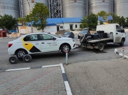 В Новороссийске выявили более 100 таксистов-нелегалов