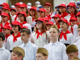 В Калининградской области хотят создать сеть военно-патриотических лагерей для детей