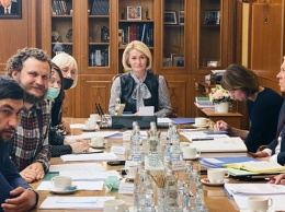 Виктория Абрамченко провела встречу с российскими фермерами