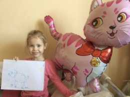 Калининградцев просят помочь собрать деньги на лечение девочки с редким заболеванием