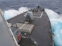 Шойгу назвал заход в Черное море военных кораблей США проверкой России