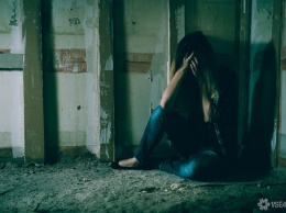 Правоохранители заподозрили мужчину в изнасиловании дочери в Ленобласти