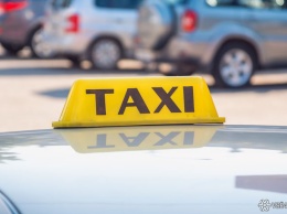 Таксист из Приморья принял роды у клиентки