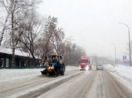 Кемеровские власти на полгода ограничили въезд в город грузовикам