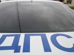 В центре Краснодара водитель на BMW снес забор и вылетел на тротуар