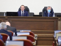Проект бюджета Краснодарского края на трехлетний период приняли в первом чтении