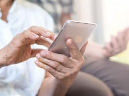 Краснодарские пенсионеры осваивают TikTok и онлайн-шопинг