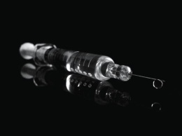 Компания Moderna анонсировала создание вакцины против нового штамма COVID-19