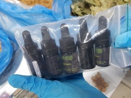 Владельцы клуба «медитаций и духовных практик» в Геленджике заказали 7,6 кг наркотиков из Австрии