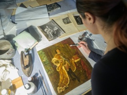 "Газпром трансгаз Саратов" помог Радищевскому музею в реставрации портрета Петра I