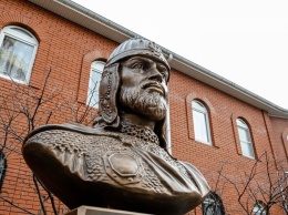 В Краснодаре торжественно открыли памятник Александру Невскому