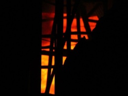 Ночной пожар в центре Саратова унес жизнь пожилого курильщика