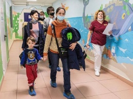 Еще одна группа детей из Краснодарского края отправилась на лечение в Москву
