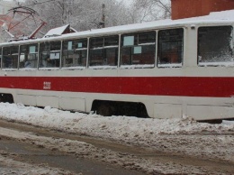 Морозным утром саратовцы не могли дождаться трамваев и троллейбусов