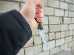 Психически нездоровый красноярец с ножом напал на полицейских и врача