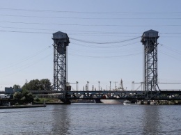 Горвласти установили 10-летний сервитут на землю из-за строительства второго дублера двухъярусного моста