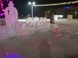 Неизвестные уничтожили новогодние ледяные скульптуры в кузбасском поселке