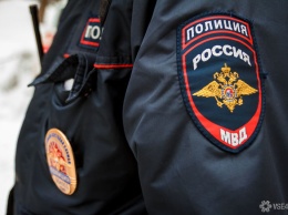 Кемеровская пенсионерка «сдала» полиции оказавшегося наркоманом подозрительного парня