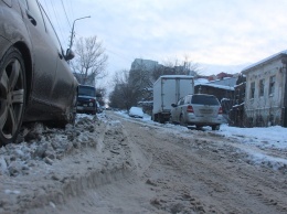 Уборка снега в Саратове. Михаил Исаев сделал "замечание" Гусеву и Сиденко