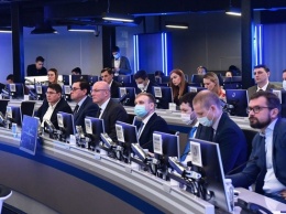 Дмитрий Чернышенко: Единая служба кол-центров 122 по COVID-19 должна быть мобилизована во всех регионах России