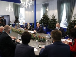 Встреча Михаила Мишустина с представителями предприятий семейного бизнеса