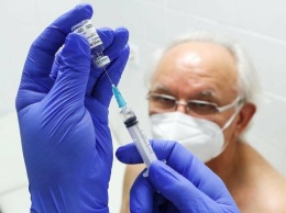 В Ульяновской области введена обязательная вакцинация от COVID-19 для пожилых