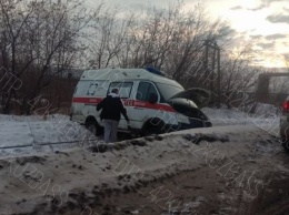 Уснул за рулем: медики пострадали при столкновении скорой помощи с иномаркой в Новокузнецке