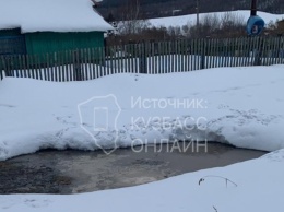 Жители сел и деревень Новокузнецка остались без воды на несколько дней