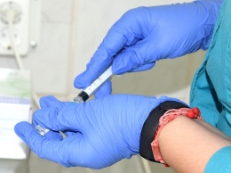 В воскресенье в Саратовскую область прибудет вакцина для подростков