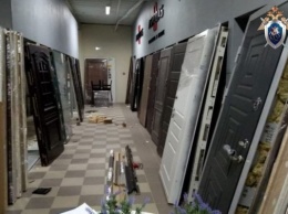 В Калининграде осудили финдиректора магазина, в котором на девочку упала дверь