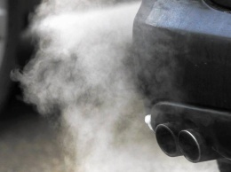 В Саратове полицейский задохнулся выхлопными газами в своей машине