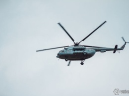 Вертолет Ми-8 жестко приземлился на лед в Ульяновской области
