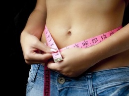 Американский эндокринолог рассказала о способе борьбы с жиром на животе