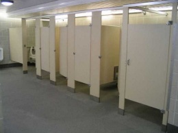 В Симферополе объявят конкурс на размещение трех туалетов