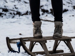 В Липецкой области две сестры-школьницы провалились под лед и утонули