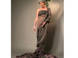 "Дуб дерево": Волочкова появилась на публике в экстравагантном наряде