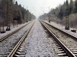 Молодая проводница погибла под поездом в Свердловской области