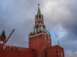 Москвичи обнаружили на Красной площади подозрительную сумку
