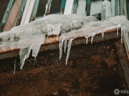 Упавшая ледяная глыба убила пенсионерку из Подмосковья