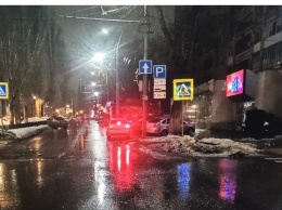 В ночном ДТП в центре Саратова пострадали пять автомобилей