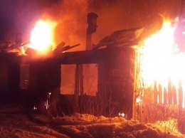 Многодетная семья осталась без крова в результате пожара на севере Карелии