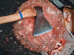 Поставщик мяса доставлял испорченную продукцию в детские учреждения Самарской области